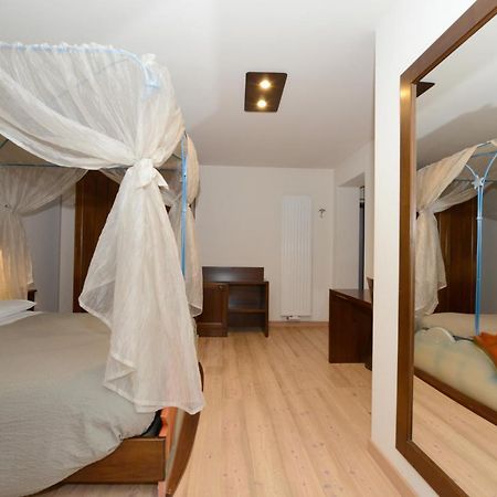 Hotel Sole Пассо-дель-Тонале Экстерьер фото