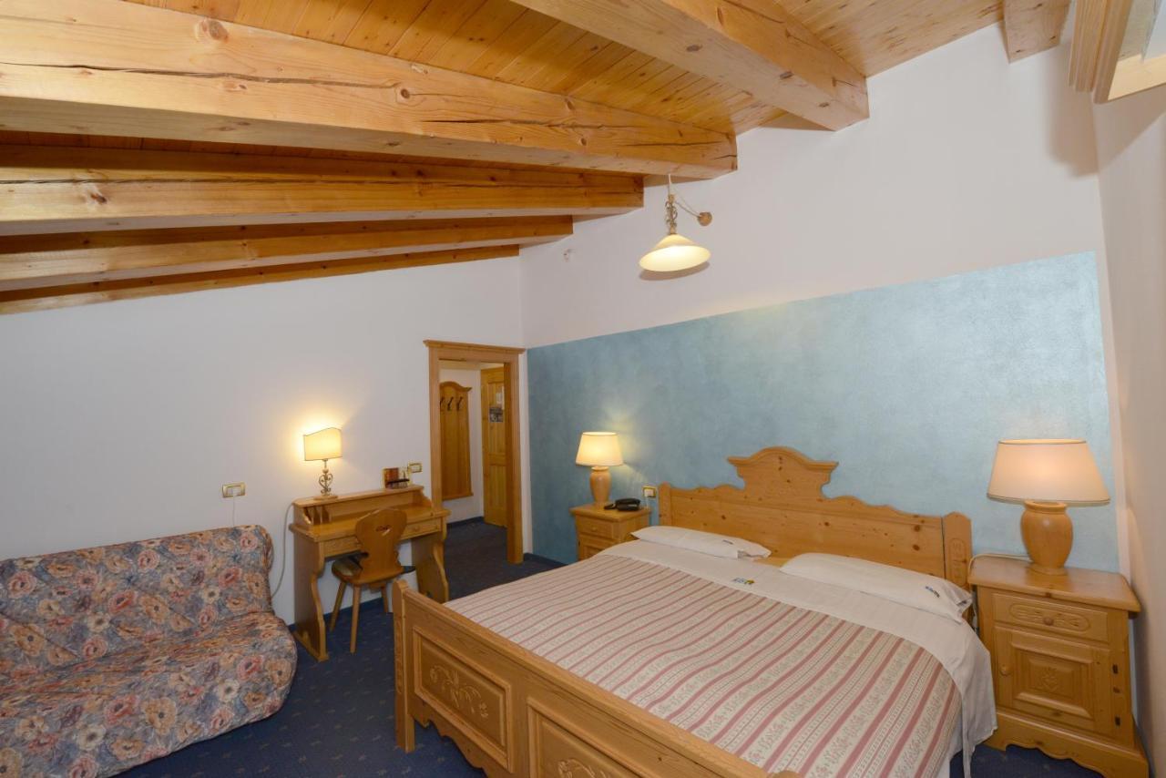 Hotel Sole Пассо-дель-Тонале Экстерьер фото