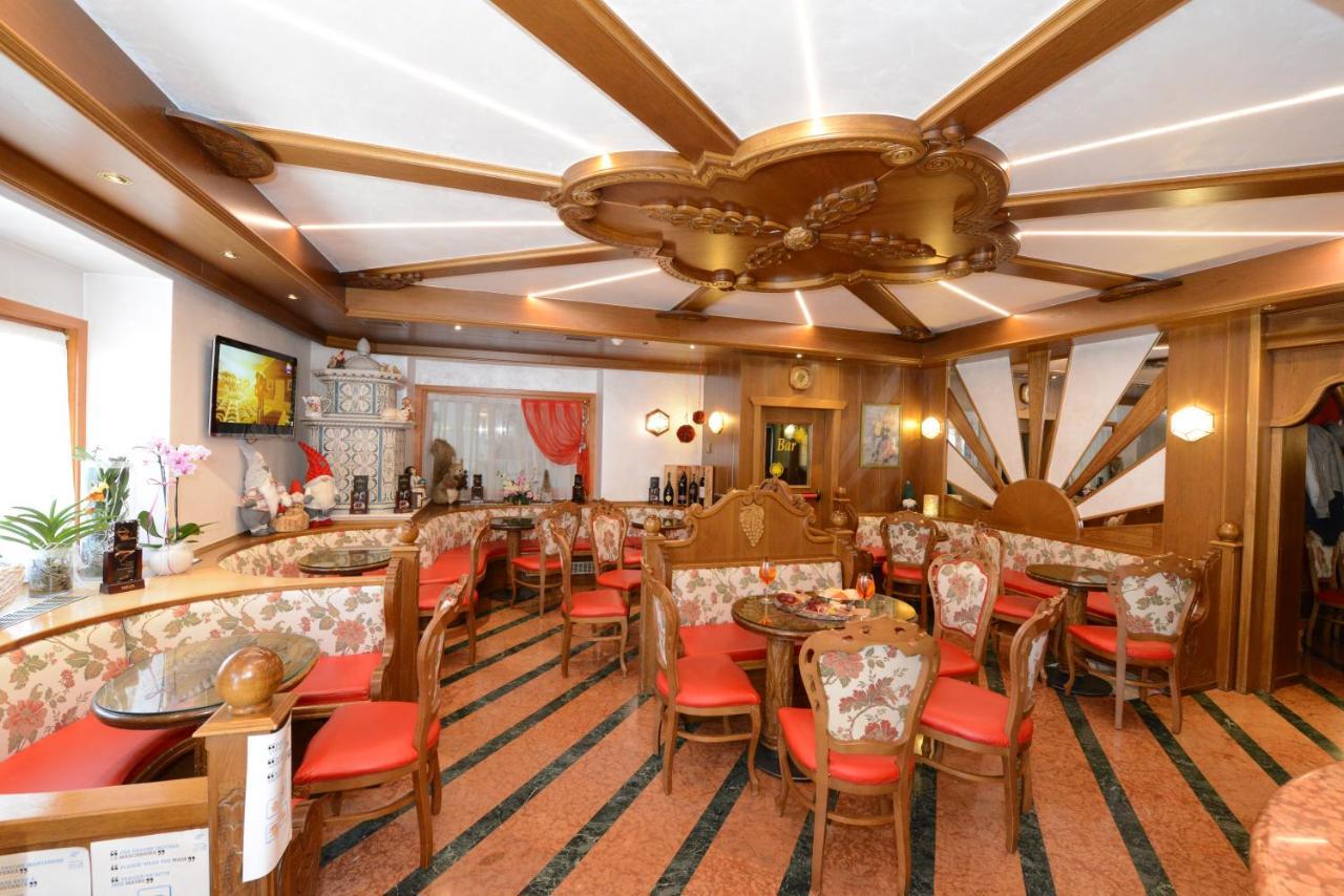 Hotel Sole Пассо-дель-Тонале Экстерьер фото