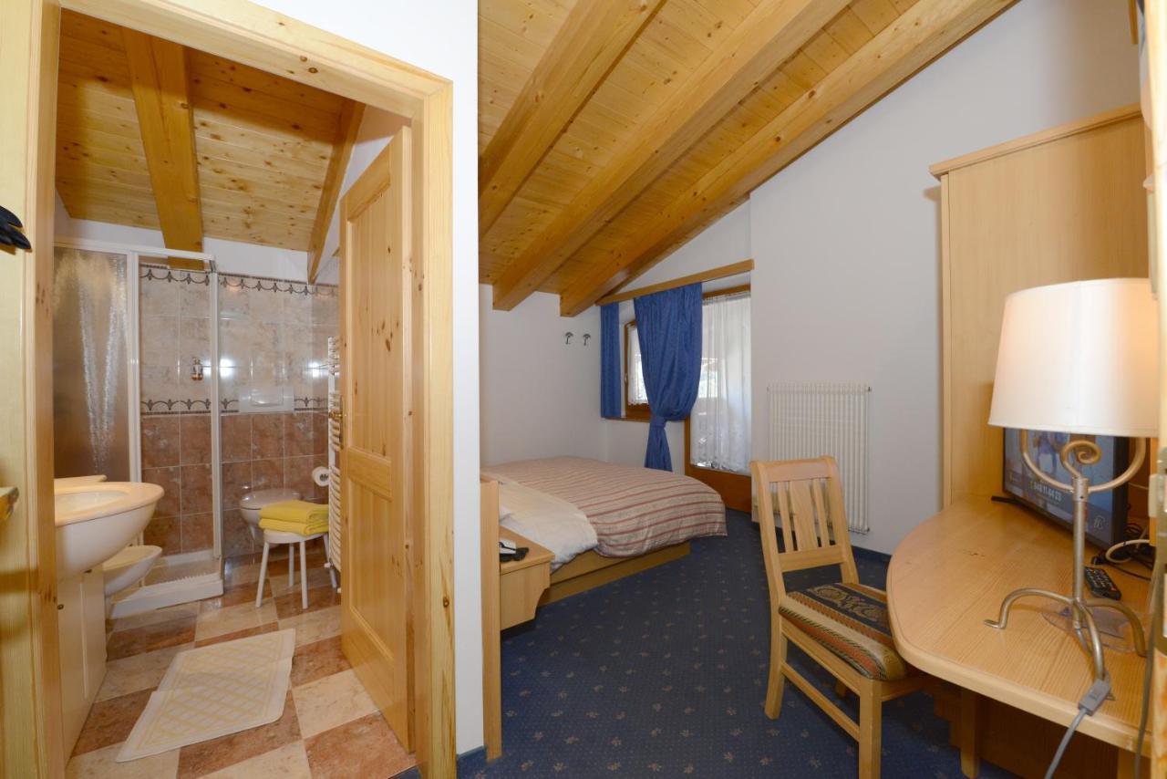 Hotel Sole Пассо-дель-Тонале Экстерьер фото